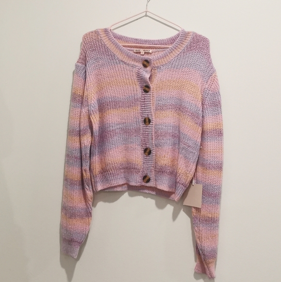 🌸 Pastel Cardigan 🌸 - Picture 2 of 6